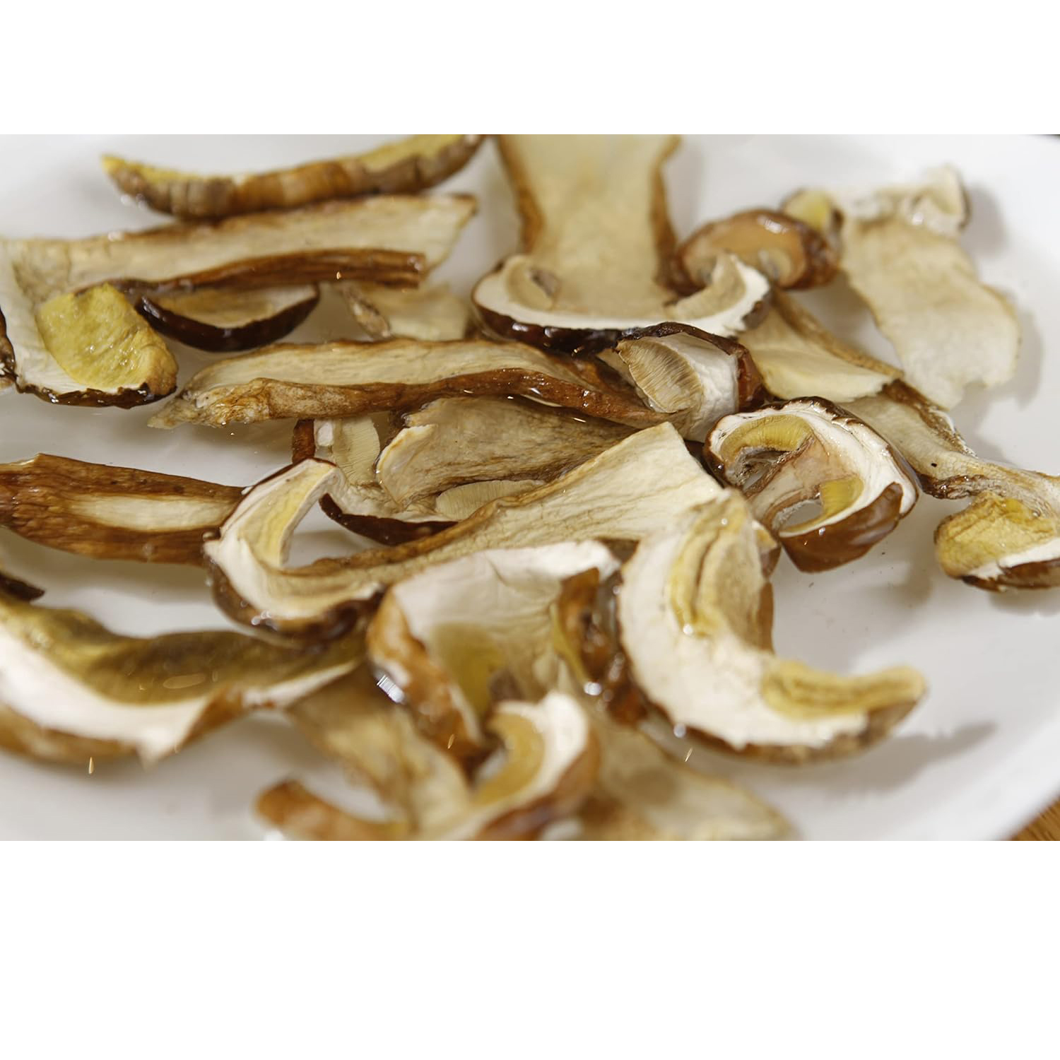 dried porcini mushrooms3.jpg